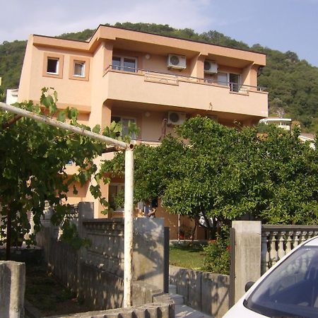 Guesthouse Lautasevic Petrovac Zewnętrze zdjęcie