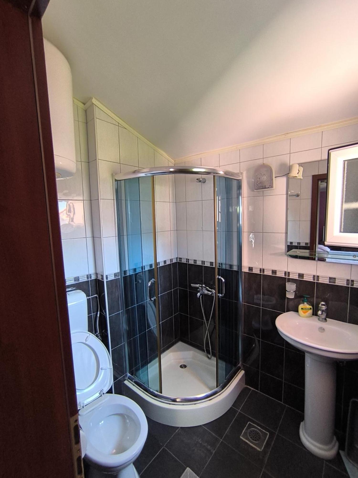 Guesthouse Lautasevic Petrovac Zewnętrze zdjęcie