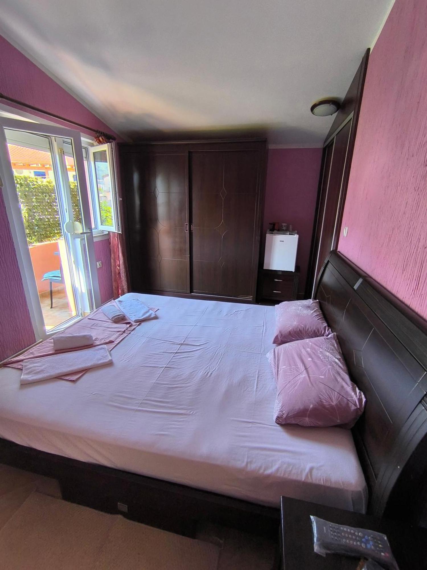 Guesthouse Lautasevic Petrovac Zewnętrze zdjęcie